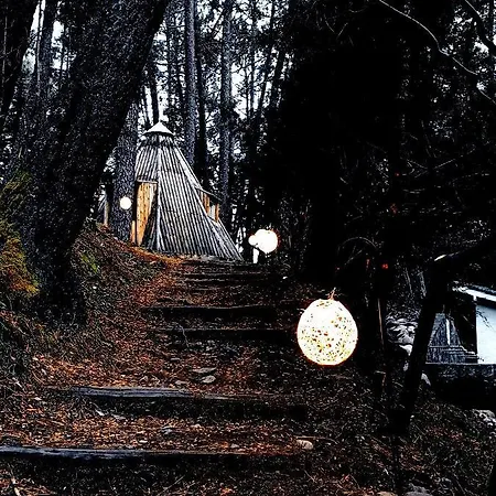 Tente de luxe Glamping The Teepee
