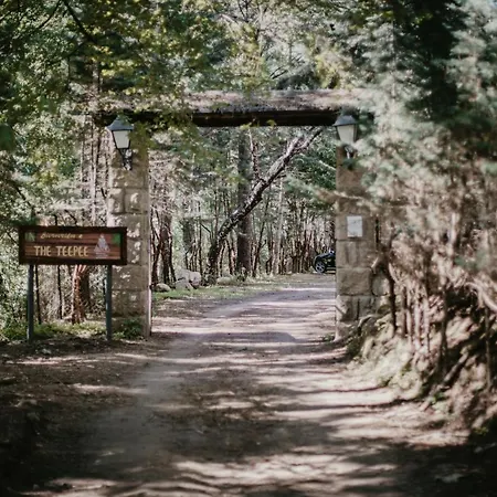 Glamping The Teepee * Момбельтран