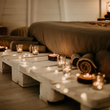Glamping The Teepee