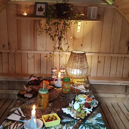 Glamping The Teepee *