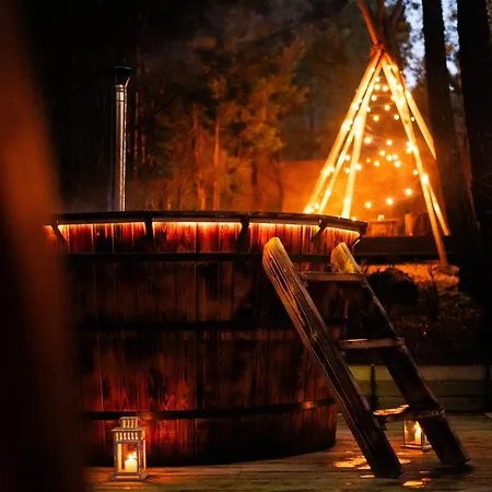 Glamping The Teepee
