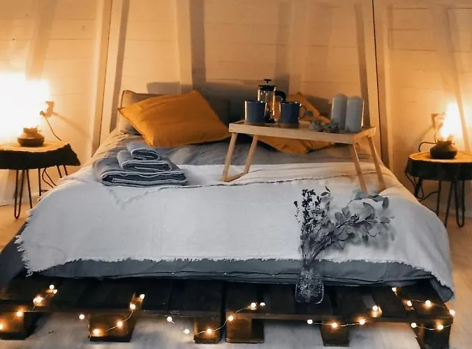 Luxury tent Glamping The Teepee Mombeltran